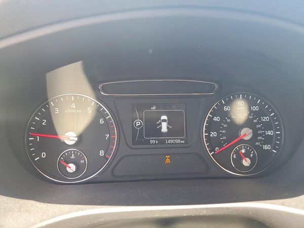 2016 KIA SORENTO L / LX