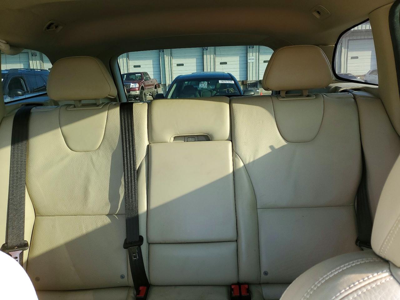 2012 VOLVO XC60