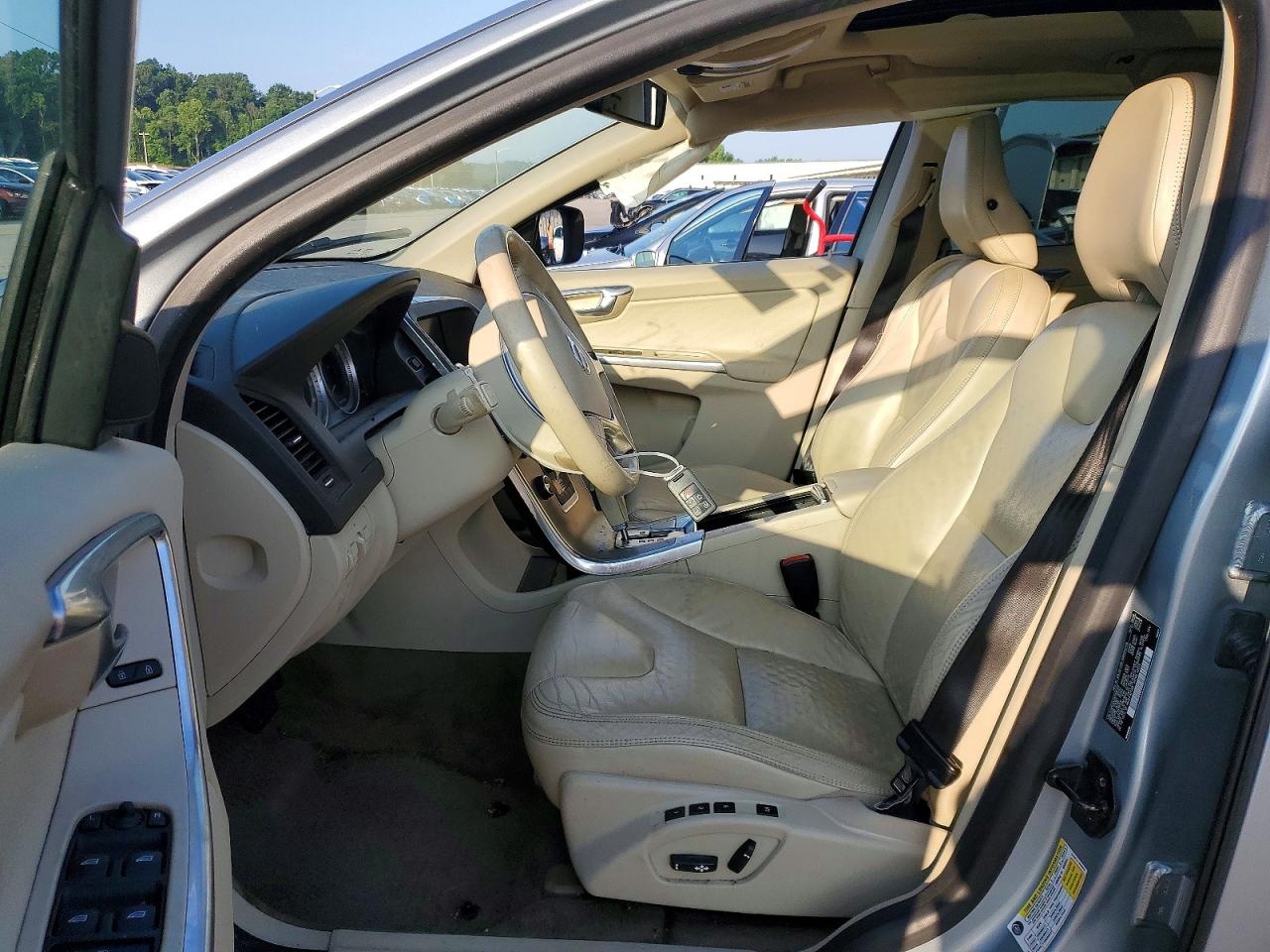 2012 VOLVO XC60