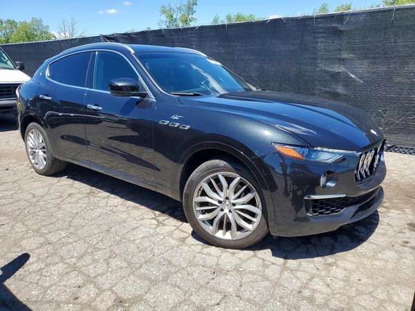 2022 MASERATI LEVANTE