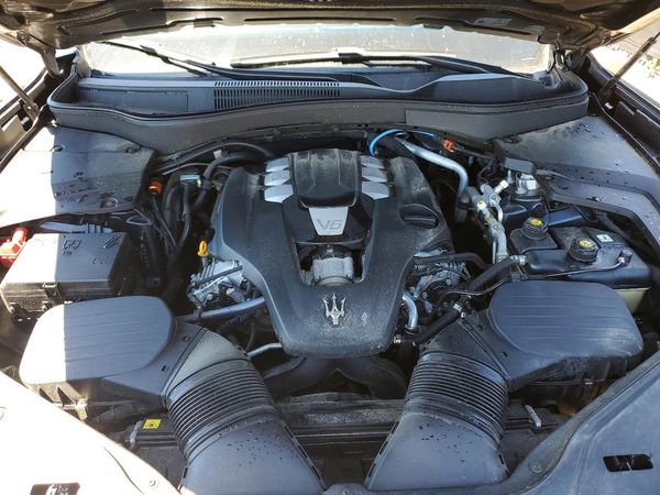 2022 MASERATI LEVANTE