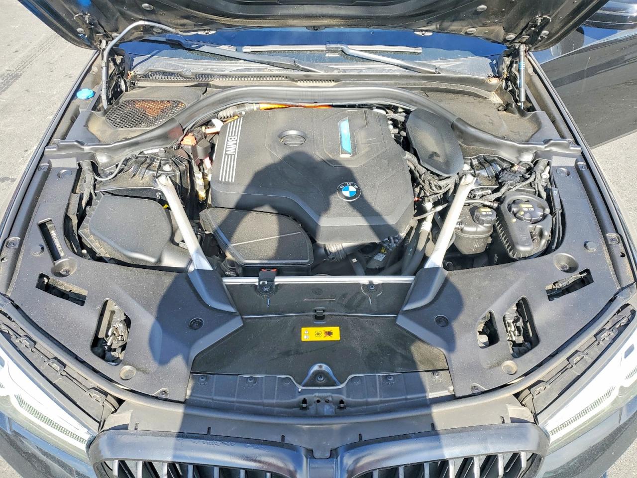 2022 BMW 530E