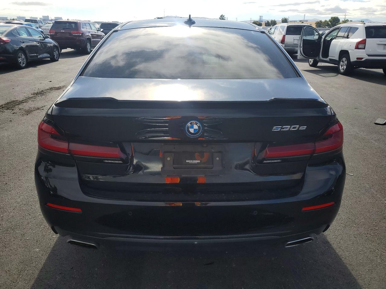 2022 BMW 530E