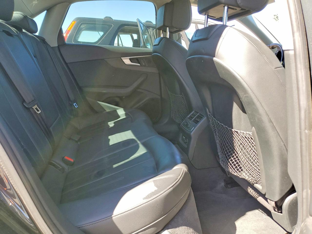 2019 AUDI A4 quattro Premium Plus
