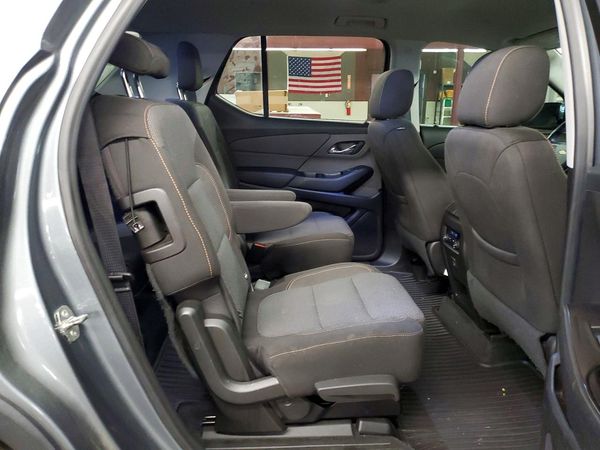 2018 CHEVROLET TRAVERSE LT