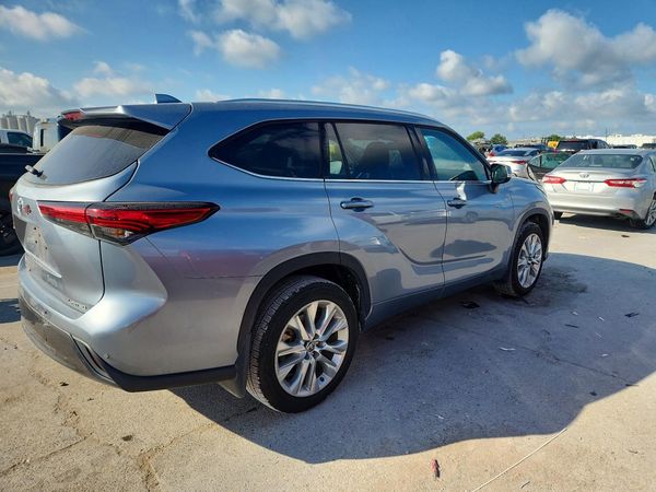 2023 TOYOTA HIGHLANDER