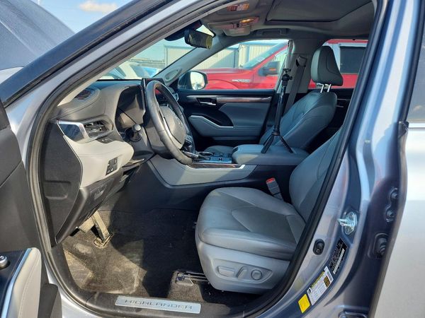 2023 TOYOTA HIGHLANDER