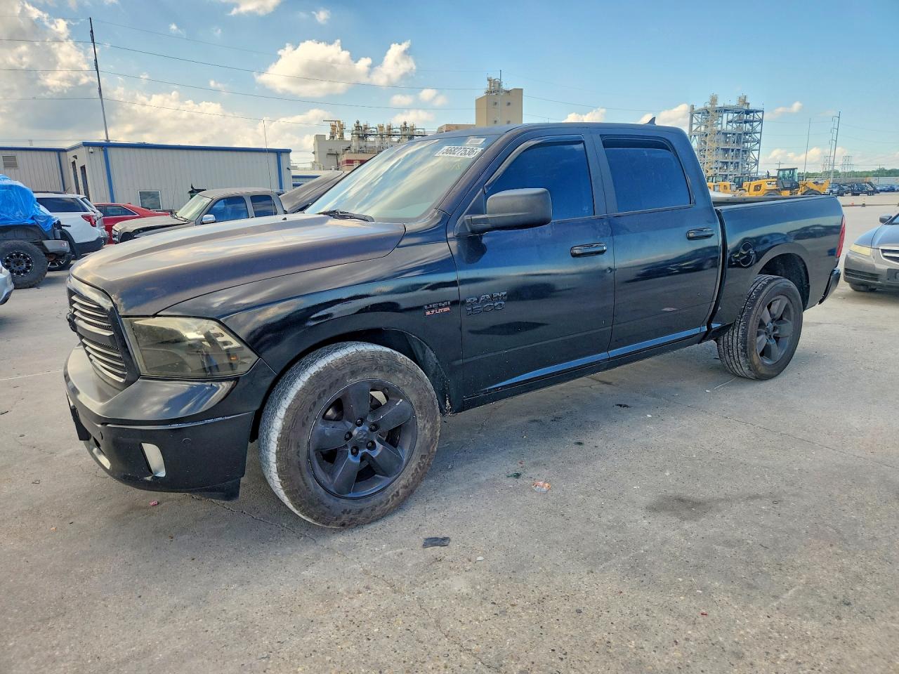 2018 RAM 1500 SLT CREW CAB 4X2