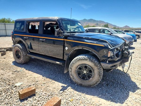 2022 FORD BRONCO