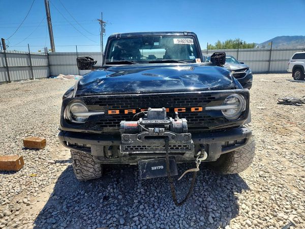 2022 FORD BRONCO