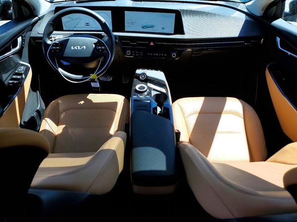 2023 KIA EV6 Light, Wind