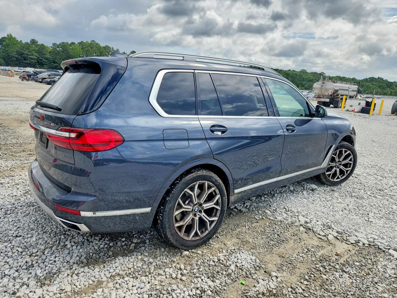 2022 BMW X7 xDrive40i