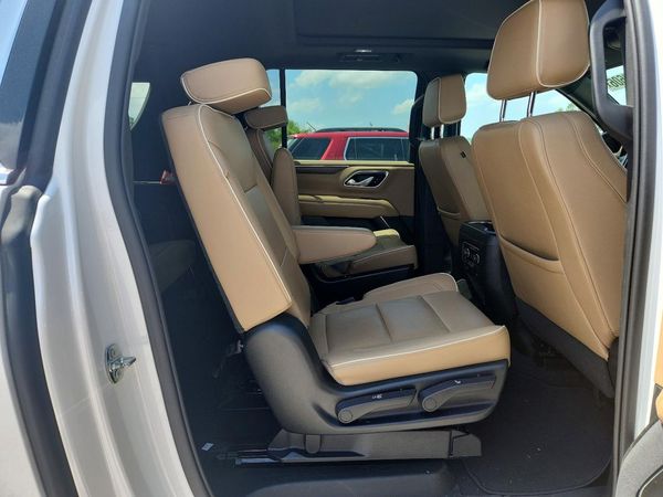 2022 CHEVROLET SUBURBAN Premier