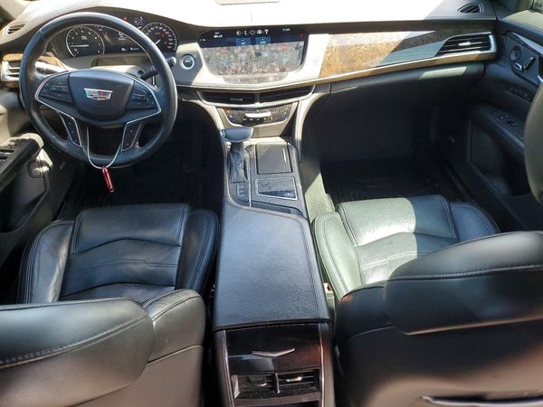 2017 CADILLAC CT6 Luxury