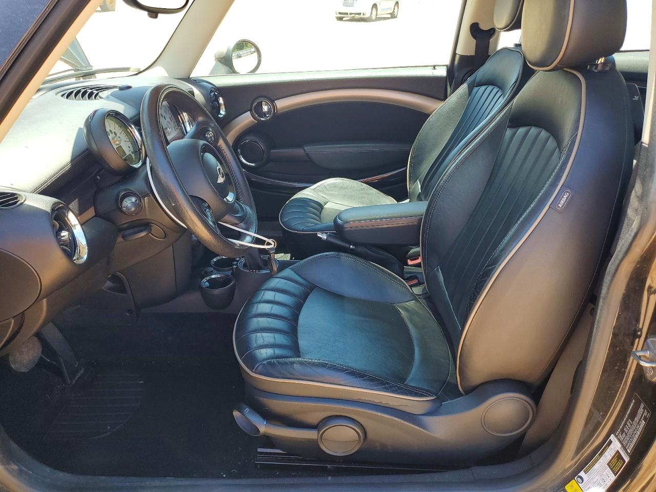 2013 MINI COOPER