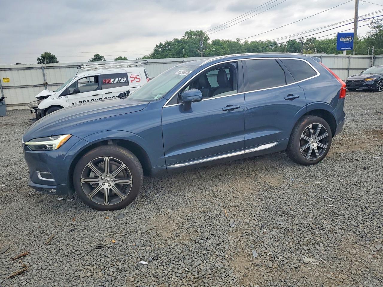 2021 VOLVO XC60 Inscription