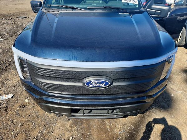 2025 FORD F150 XLT