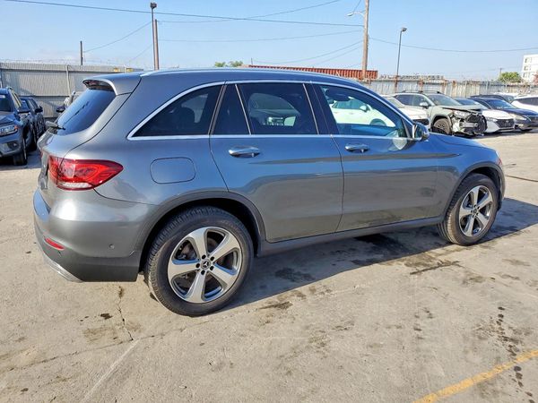 2022 MERCEDES-BENZ GLC GLC300