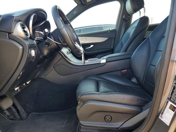 2022 MERCEDES-BENZ GLC GLC300