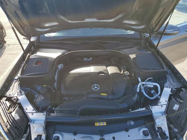 2022 MERCEDES-BENZ GLC GLC300