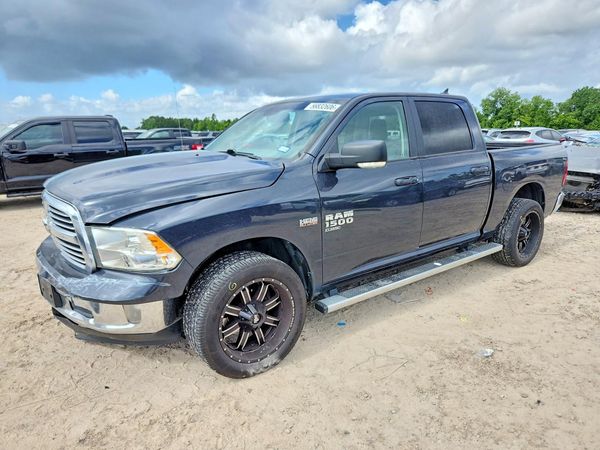 2019 RAM 1500 CLASSIC SLT
