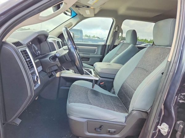 2019 RAM 1500 CLASSIC SLT