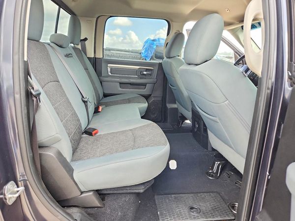 2019 RAM 1500 CLASSIC SLT