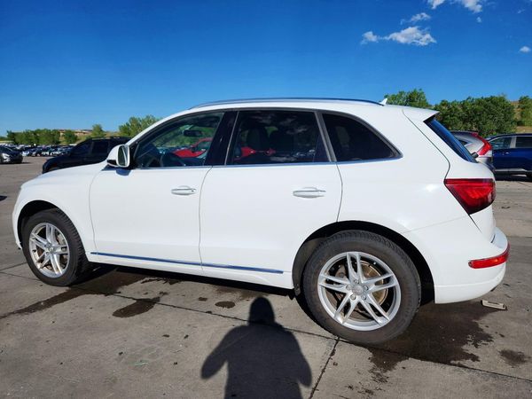 2017 AUDI Q5 quattro Premium