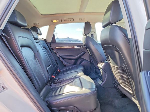 2017 AUDI Q5 quattro Premium