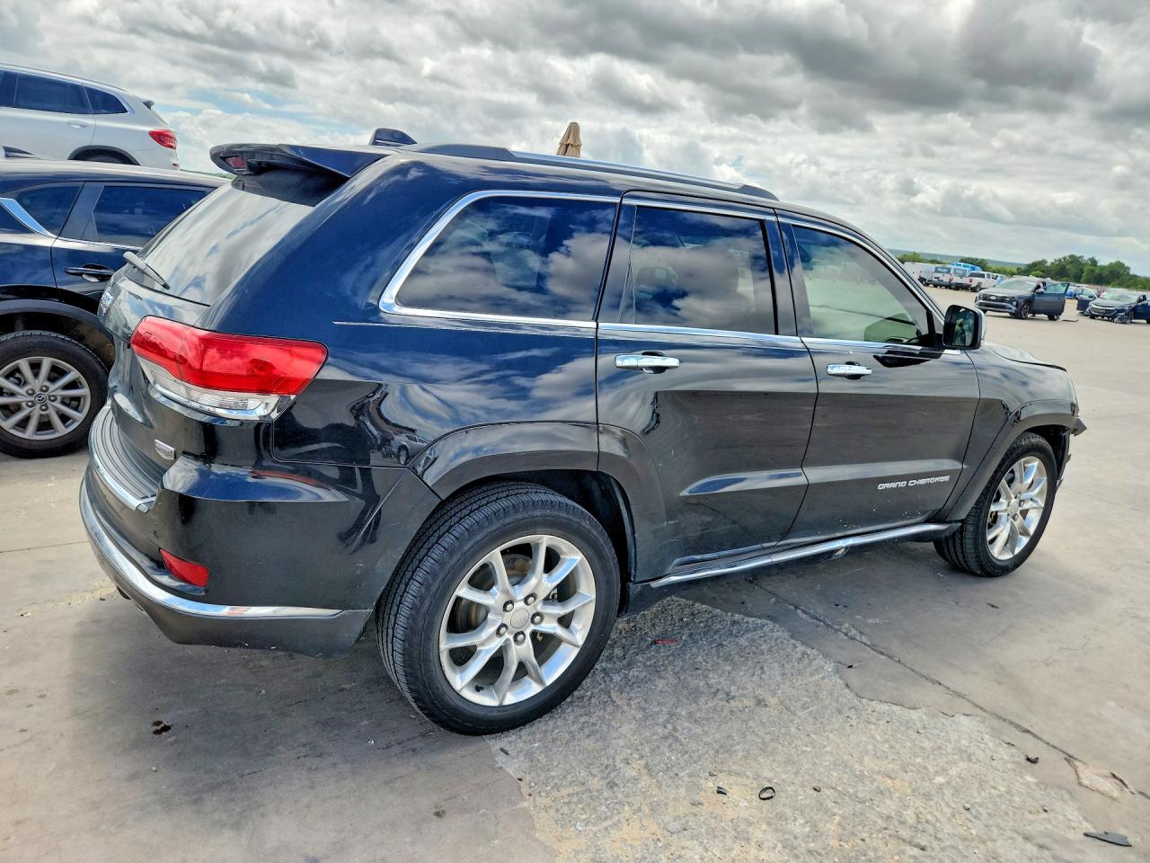 2015 JEEP GRAND CHEROKEE SUMMIT 4X2