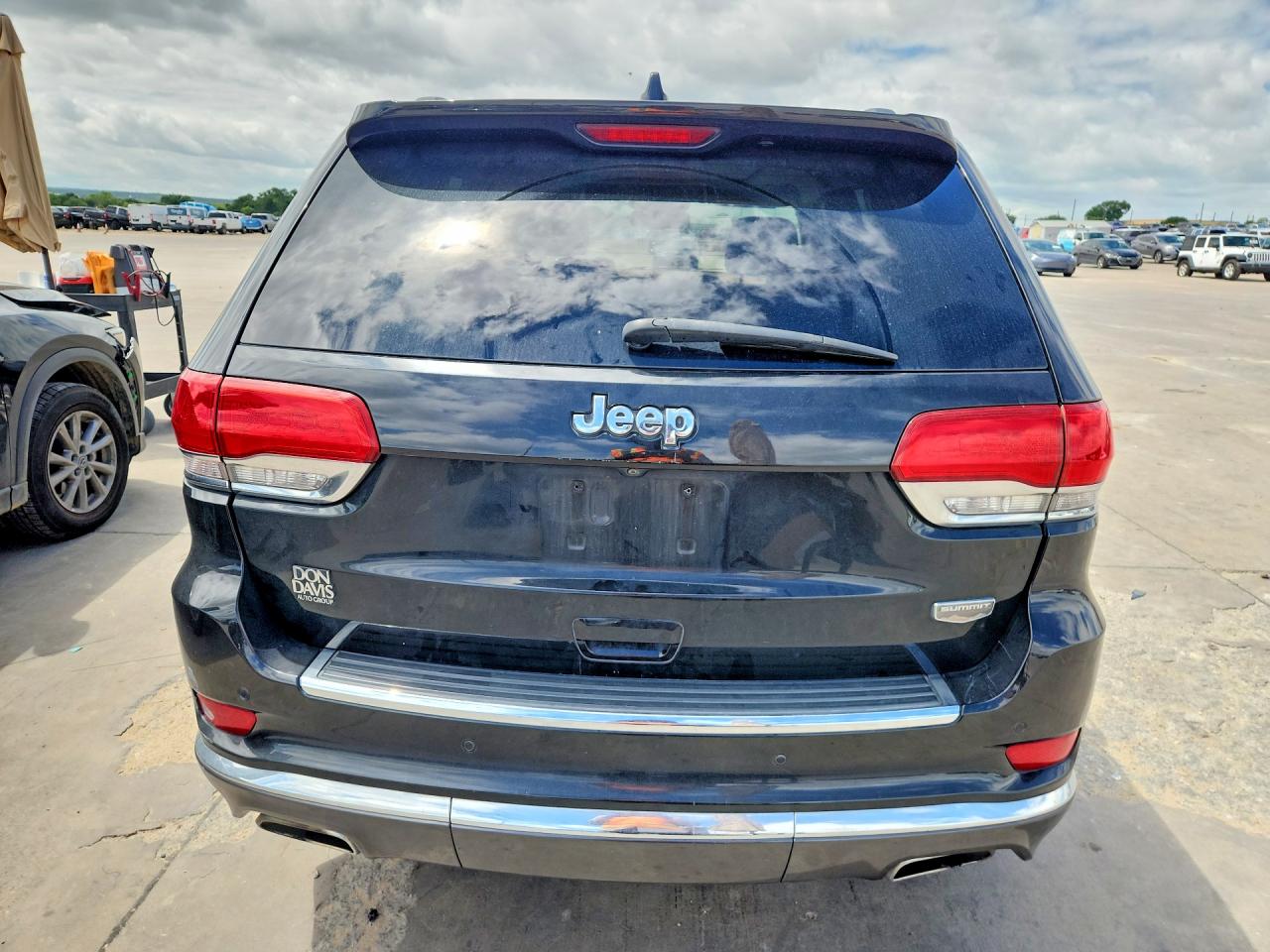 2015 JEEP GRAND CHEROKEE SUMMIT 4X2