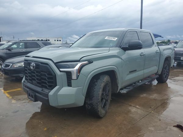 2023 TOYOTA TUNDRA SR5