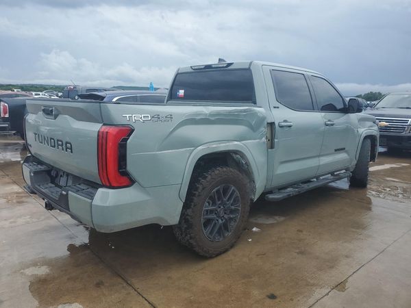 2023 TOYOTA TUNDRA SR5