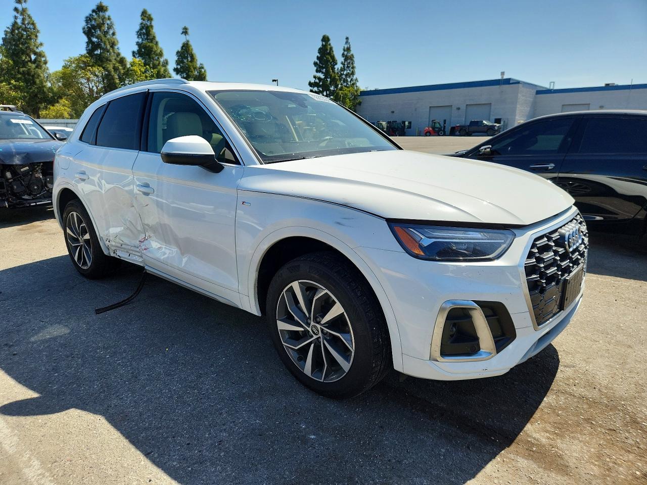 2023 AUDI Q5 S Line quattro Premium