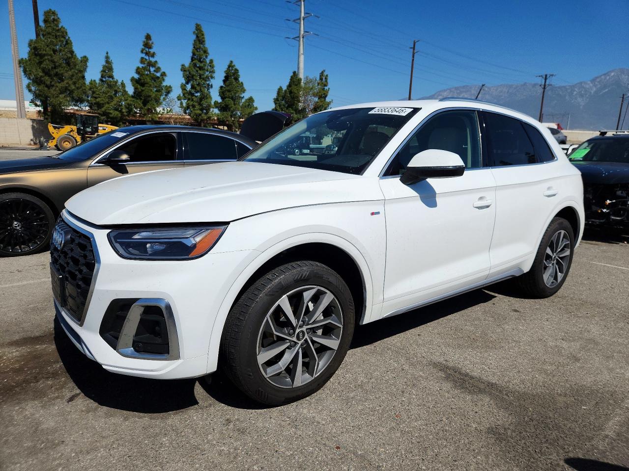 2023 AUDI Q5 S Line quattro Premium