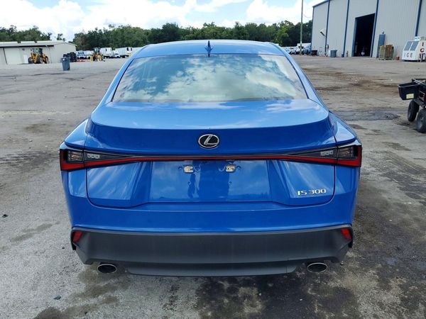 2022 LEXUS IS 300 Premium
