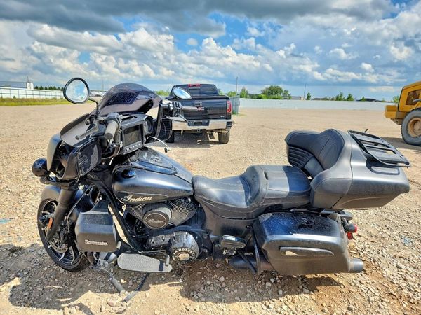 2022 INDIAN MOTORCYCLE CO. MOTORCYCLE Dark Horse