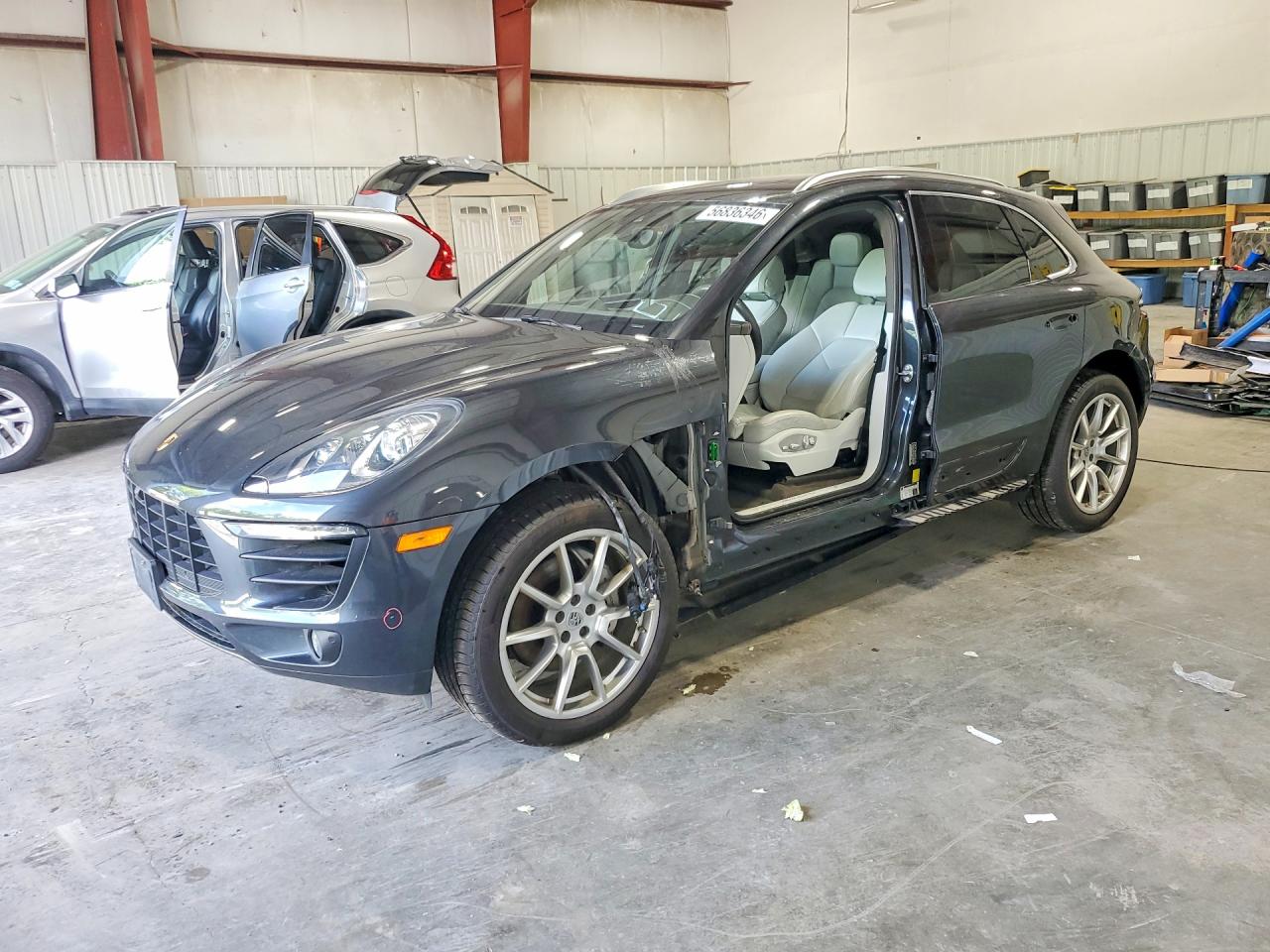 2017 PORSCHE MACAN
