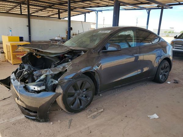 2025 TESLA MODEL Y
