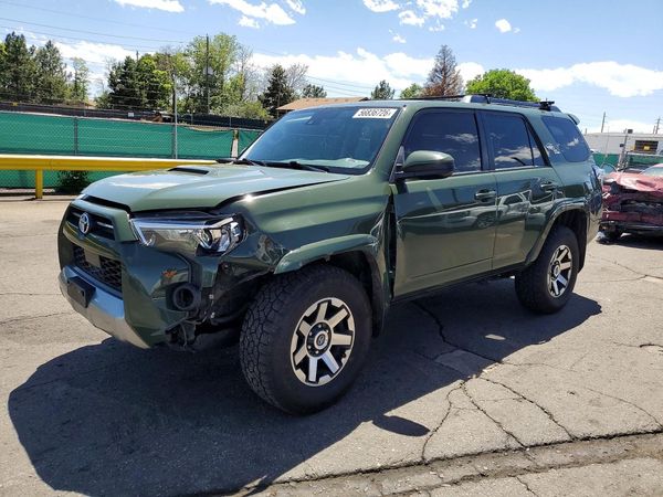 2022 TOYOTA 4RUNNER TRD Offroad