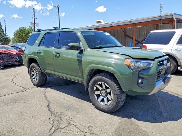 2022 TOYOTA 4RUNNER TRD Offroad