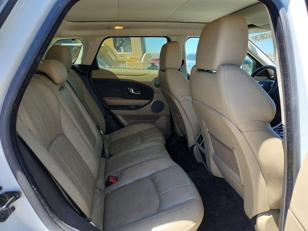 2016 LAND ROVER RANGEROVER SE