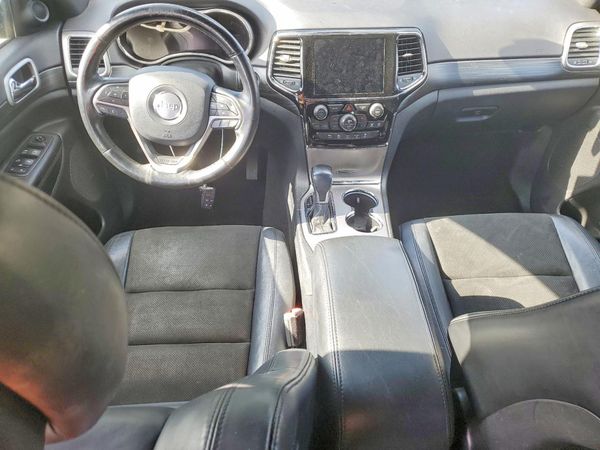 2019 JEEP GRAND CHEROKEE LAREDO 4X2
