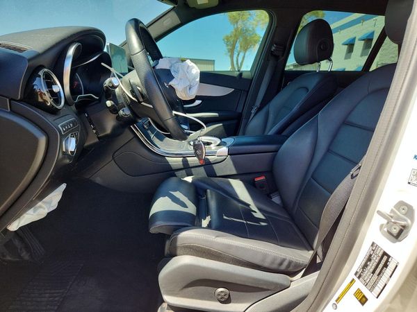 2019 MERCEDES-BENZ GLC