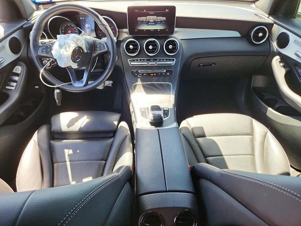 2019 MERCEDES-BENZ GLC