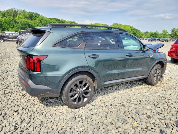 2022 KIA SORENTO