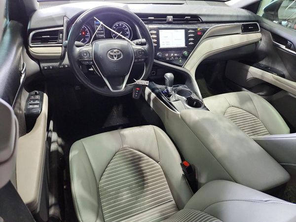 2018 TOYOTA CAMRY