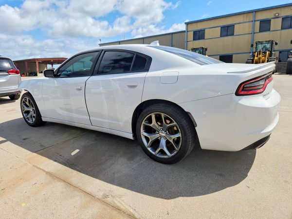 2015 DODGE CHARGER SXT