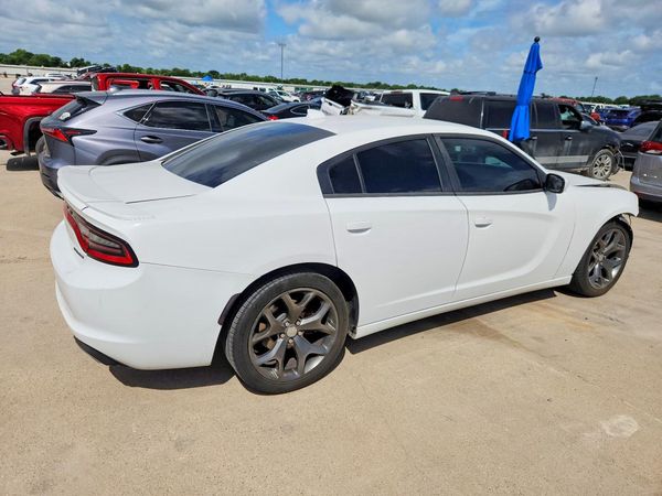 2015 DODGE CHARGER SXT