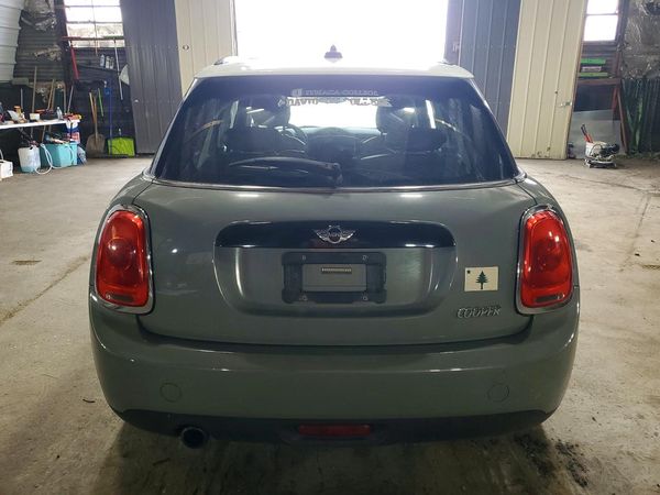 2016 MINI COOPER